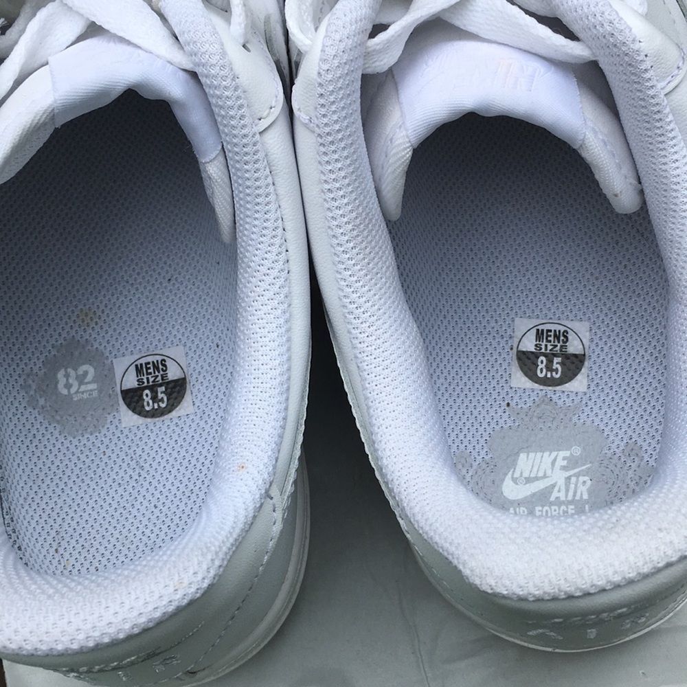 White AF1 Classic Leather Sneakers - Picture 4 of 10